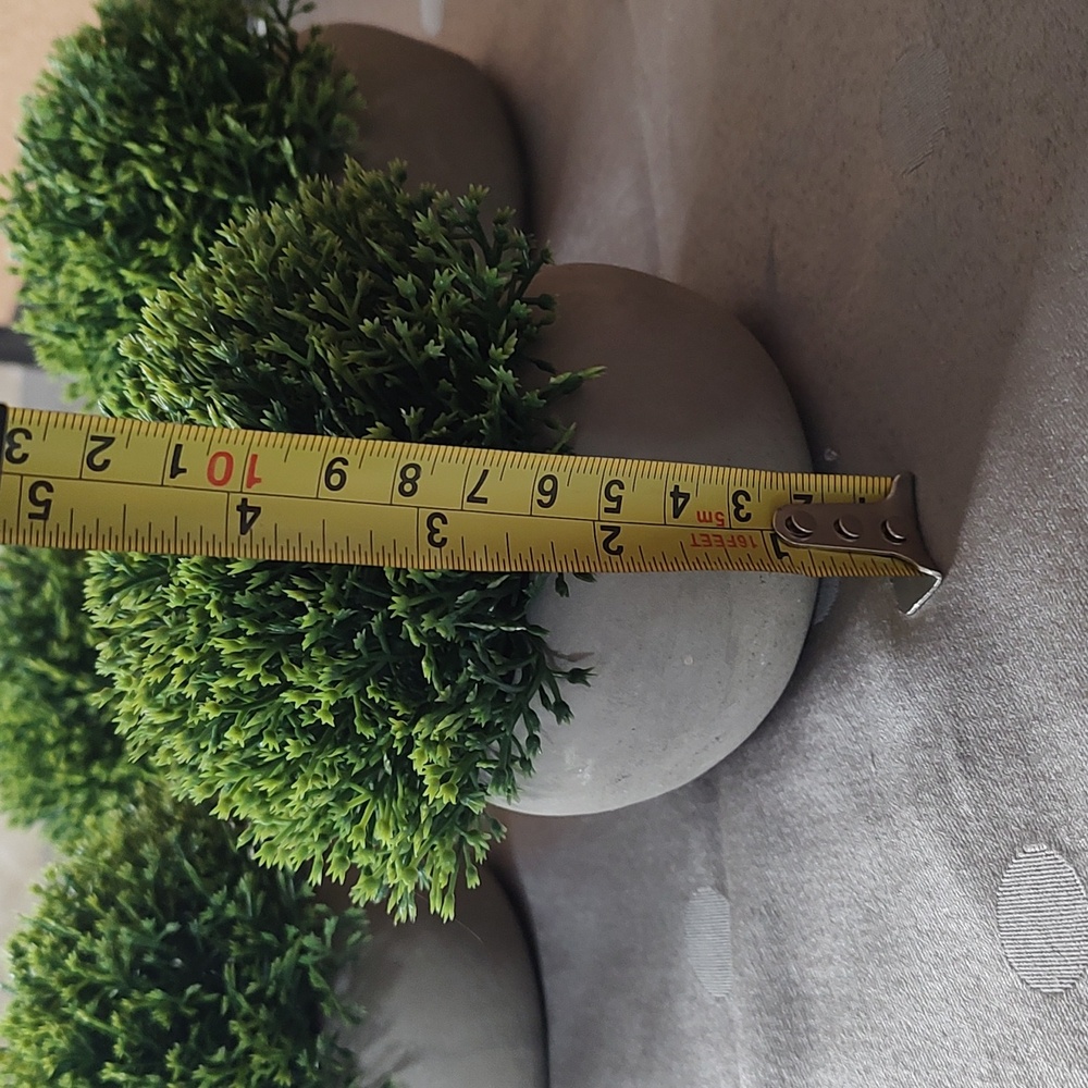 4 Faux Greenery Decor Pieces - Picture 4 of 7